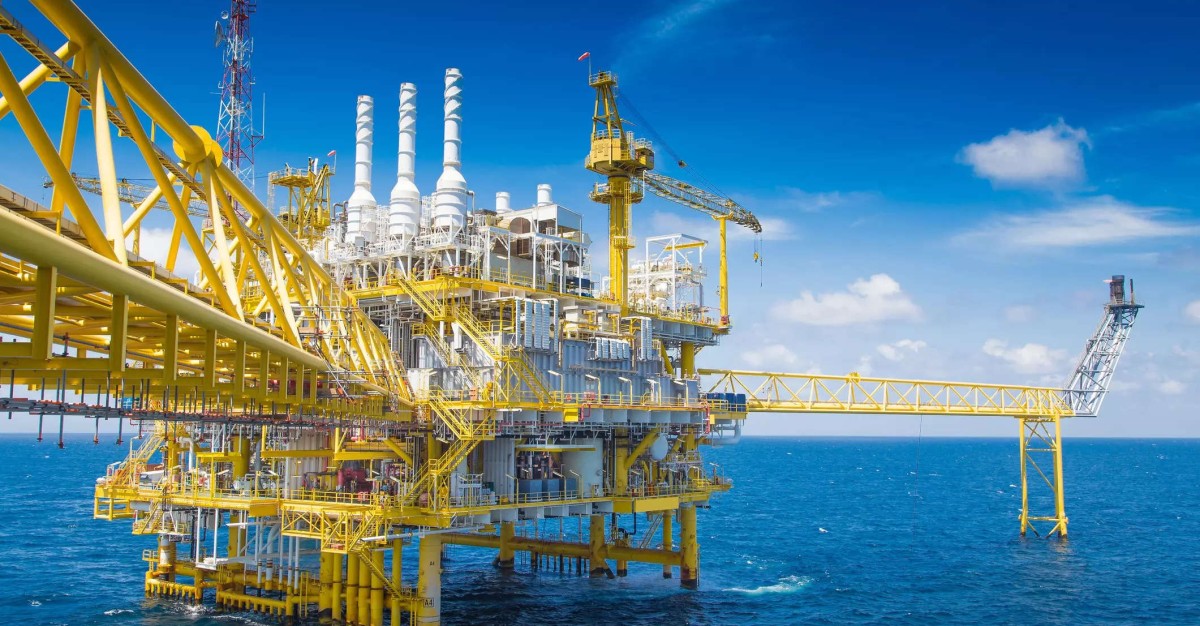 Govt-Backed Engineering Giant Secures Rs 106 Crore Mega Deal – Oil & Gas Boom!