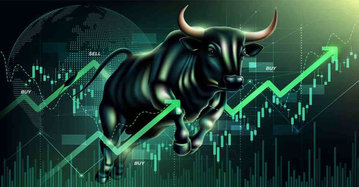 Nifty Sheds Gains from Day’s High; Bank Nifty Hits Fresh All-Time High, IT Index Surges 3%