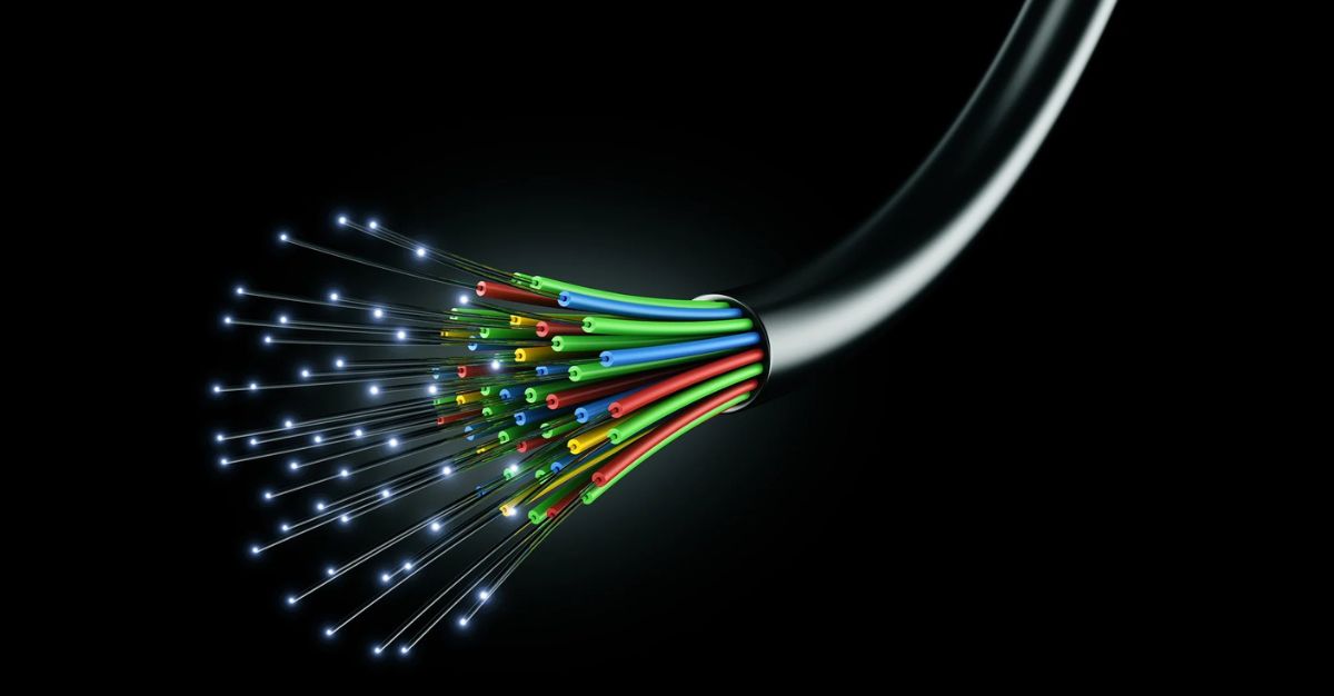 Optical Fiber Manufacturer Bags Rs 1,366 Crore Order from Domestic Entity