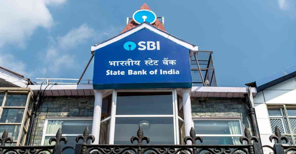 India’s Largest PSU Bank Approves $ 2 Billion Fund Raise Plan; FII Stake Increases In Q4